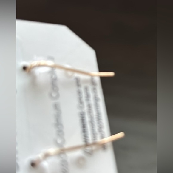 Juliet By Crystal Avenue cutout Easter Egg,clear rhinestone post drop earrings - Picture 4 of 4